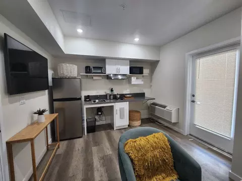 228 N Soto St, Los Angeles, CA 90033