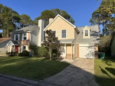 3036 Yorktown Cir, Fort Walton Beach, FL 32547