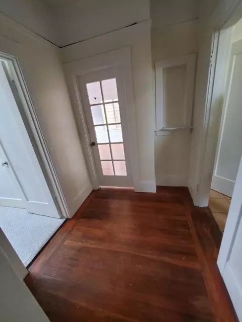 6 College Ave #1, San Francisco, CA 94112