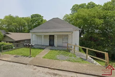 4324 Grand Ave #B, Chattanooga, TN 37410