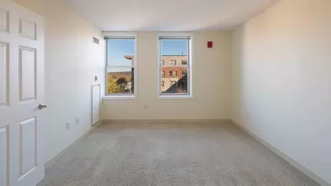 70 Hope Ave, Waltham, MA 02453 photo 28