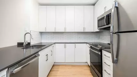 70 Hope Ave, Waltham, MA 02453 photo 12