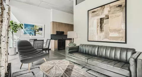 405 Red River St, Austin, TX 78701