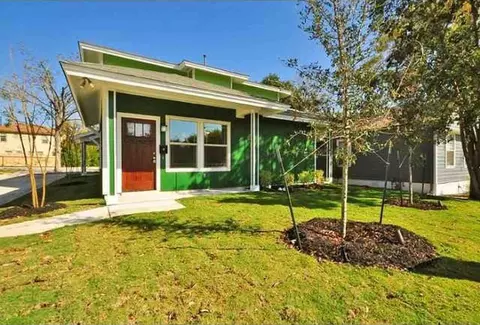 704 W North Loop Blvd, Austin, TX 78751