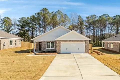 1189 Douglas St, Opelika, AL 36801