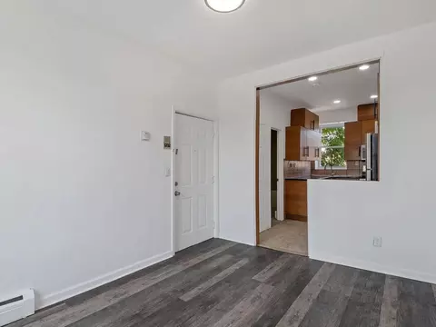 310 Paterson Plank Rd, Union City, NJ 07087