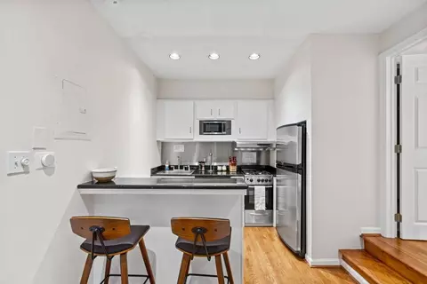 2800 Olive St NW #1045765P, Washington, DC 20007