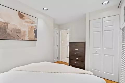 2800 Olive St NW #1045765P, Washington, DC 20007