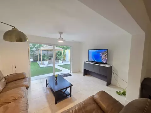 806 NE 4th St #1336776P, Hallandale Beach, FL 33009