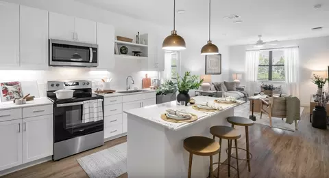 7511 Burleson Rd, Austin, TX 78744