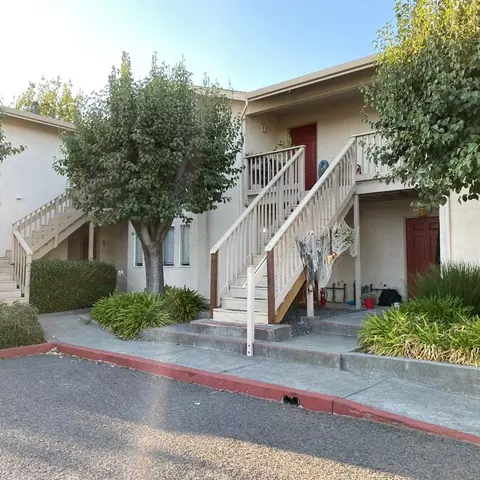 2010 Morlan Dr #NUMBER5, Napa, CA 94558