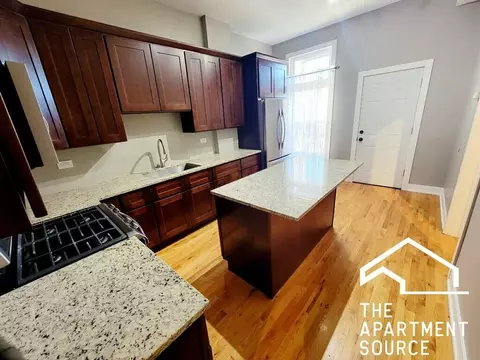 2809 W Warren Blvd #1, Chicago, IL 60612