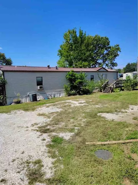406 N Main St #410, Diamond, MO 64840