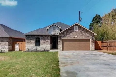 1605 Tierra Alto St #B, Leander, TX 78641
