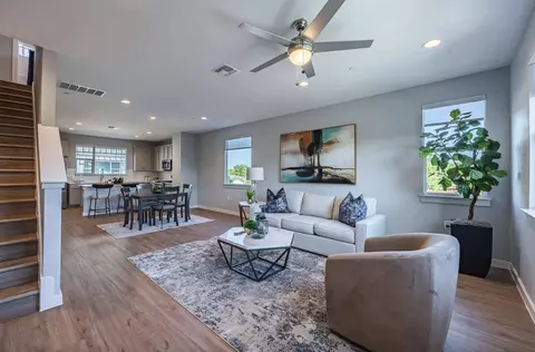 11118 S 1st St, Austin, TX 78748