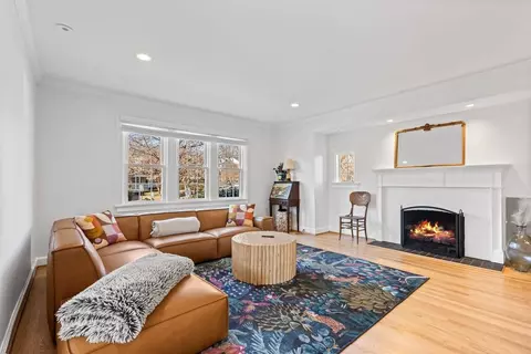 4464 Greenwich Pkwy NW #1045764P, Washington, DC 20007