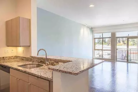 1210 N 152nd St, Shoreline, WA 98133