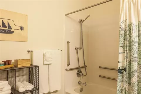 1210 N 152nd St, Shoreline, WA 98133