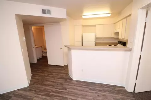 1700 Market St NW, Albuquerque, NM 87120