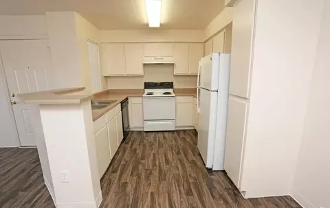 1700 Market St NW, Albuquerque, NM 87120