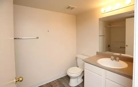 1700 Market St NW, Albuquerque, NM 87120