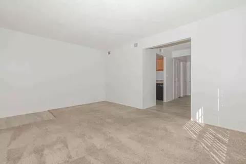 2000 E Roger Rd, Tucson, AZ 85719 photo 3