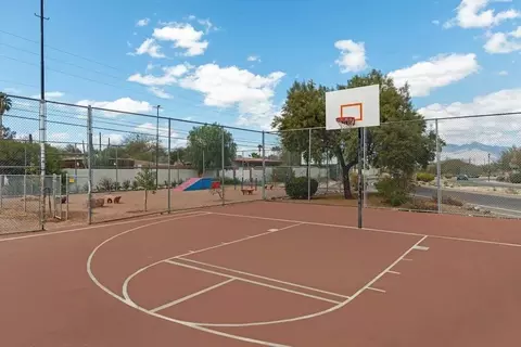 1800 S Pantano Rd, Tucson, AZ 85710