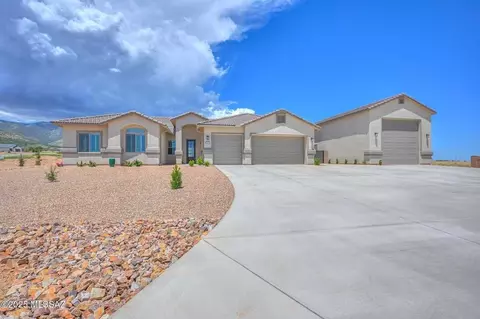 6321 E Red Oak Cir, Hereford, AZ 85615
