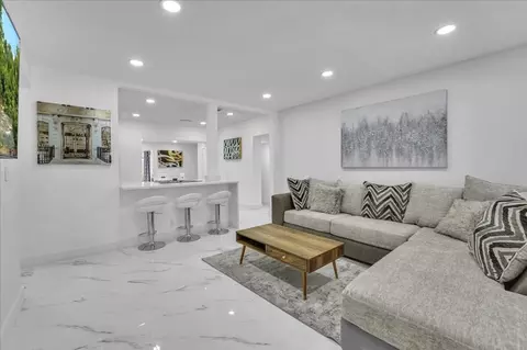 1208 N 25th Ave #1342012P, Hollywood, FL 33020