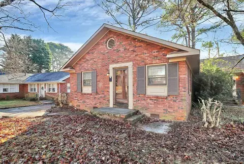3728 Dresden Dr E, Charlotte, NC 28205