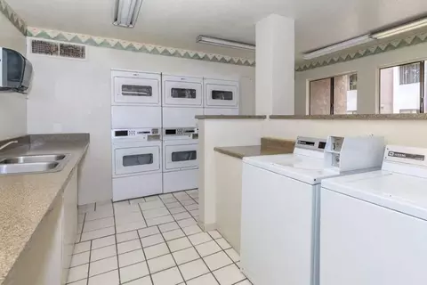 7887 E Uhl St, Tucson, AZ 85710