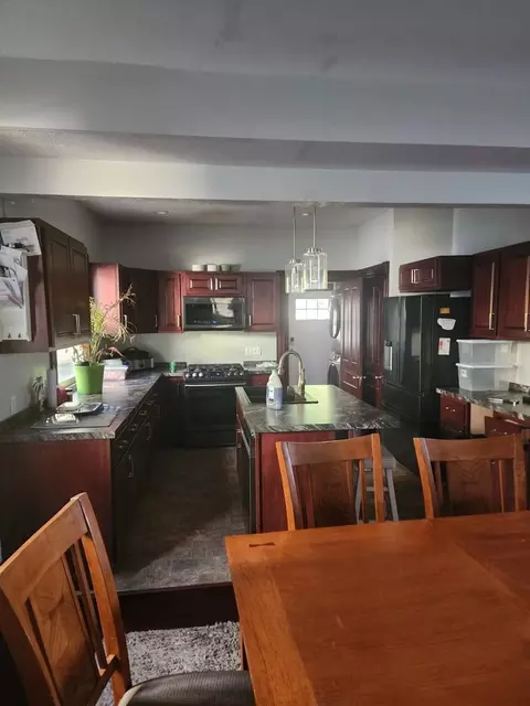 722 Morris Ave SE, Grand Rapids, MI 49503