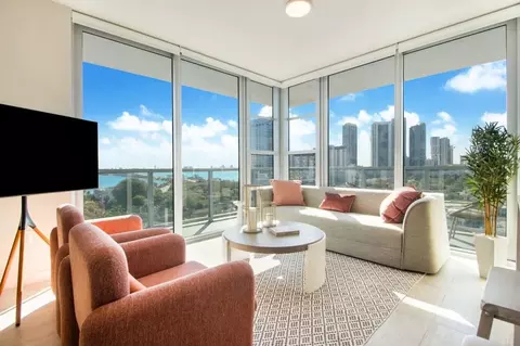 3900 Biscayne Blvd #1263797P, Miami, FL 33137