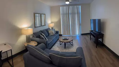 424 W Trade St #1344188P, Charlotte, NC 28202