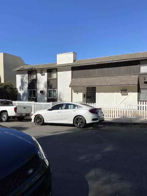 22411 Del Valle St #3, Los Angeles, CA 91364