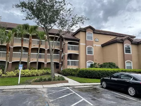 13917 Fairway Island Dr, Hunters Creek, FL 32837