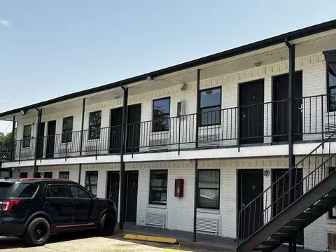 2617 Napoleon St #9, Houston, TX 77004