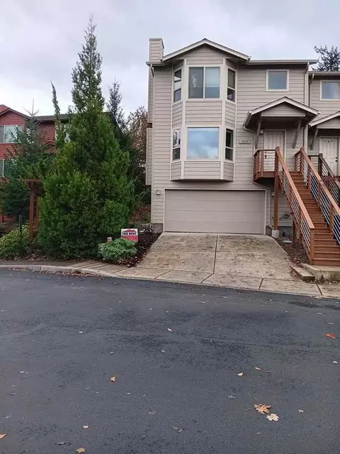 1296 Westbrook Dr NW, Salem, OR 97304