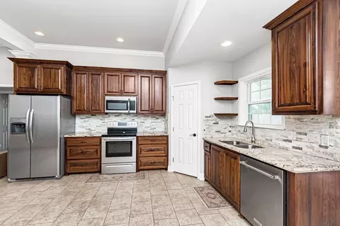 760 Avenue B, Port Allen, LA 70767