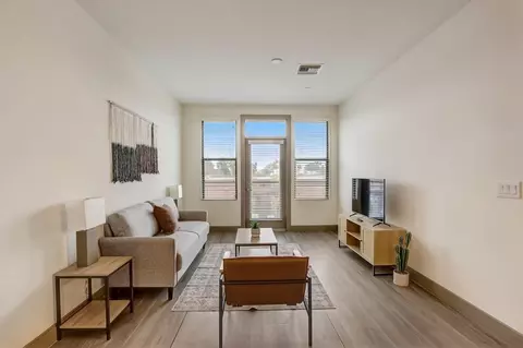 555 N College Ave #1014603P, Tempe, AZ 85281