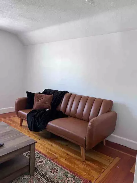 665 Mendon Rd #1347759P, Woonsocket, RI 02895