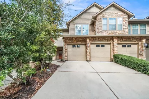 21 Stone Creek Pl, The Woodlands, TX 77382