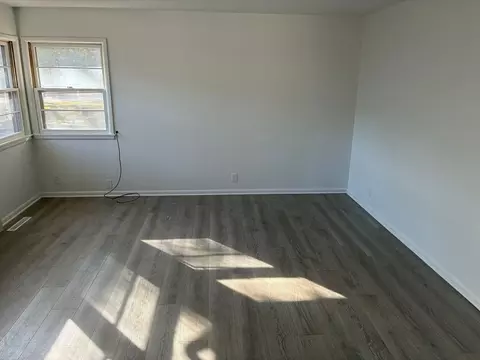 1361 Elm St, Springfield, MO 65802 photo 11