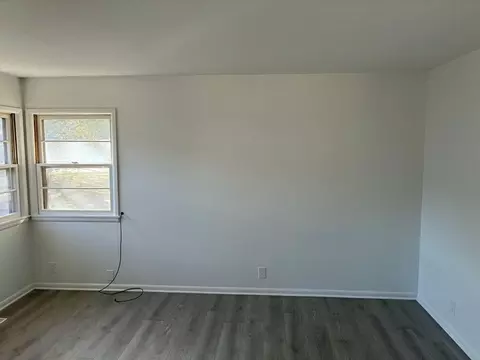 1361 Elm St, Springfield, MO 65802 photo 12