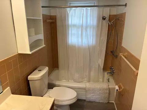 1361 Elm St, Springfield, MO 65802 photo 2