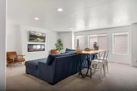 569 N Richland Valley St #1249870P, Garden City, UT 84028