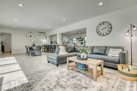 106 Playmore Dr #1346491P, Venice, FL 34293