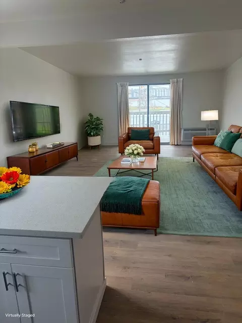 309 W C St, Rainier, OR 97048