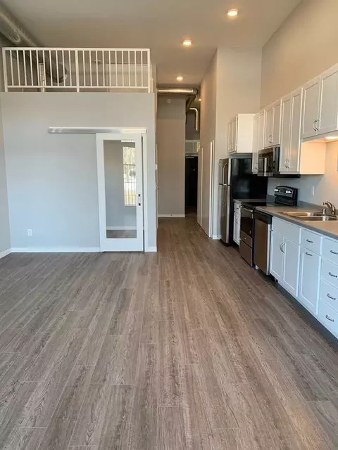 24 College Ave N, Saint Joseph, MN 56374