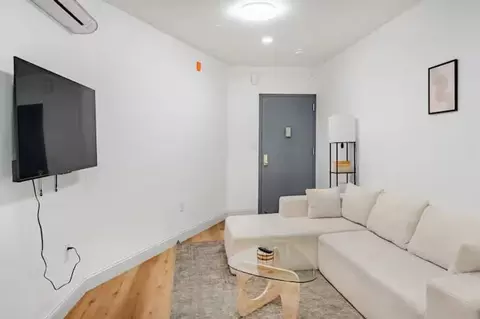 1384 Ridge Ave, Philadelphia, PA 19123